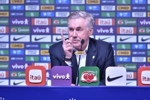 ESPN五问巴西队：中卫组合生疏、维尼修斯拉菲尼亚兼容、中锋选谁