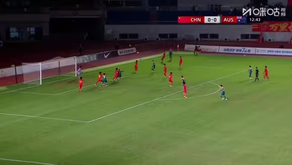 形势不妙啊！U16国足0-1落后，哈里森抽射破门